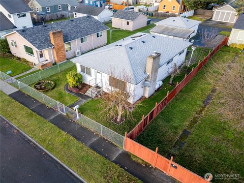 Photo of 415 E Seventh St, Port Angeles, WA 98362 (MLS # 2466472)