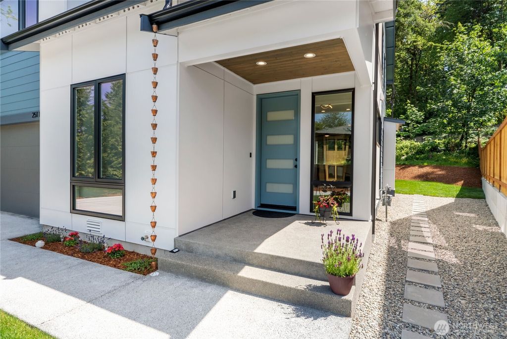 Photo of 25117 235th Court SE, Maple Valley, WA 98038 (MLS # 2372604)