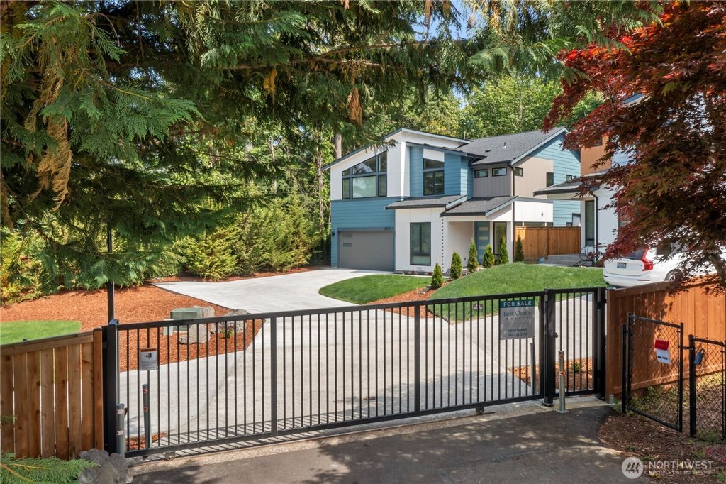 Photo of 25117 235th Court SE, Maple Valley, WA 98038 (MLS # 2372604)