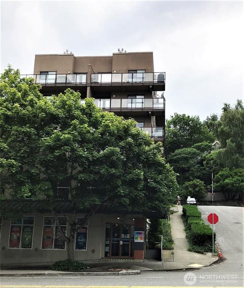 Photo of 701 Galer Street #304, Seattle, WA 98109 (MLS # 2569375)