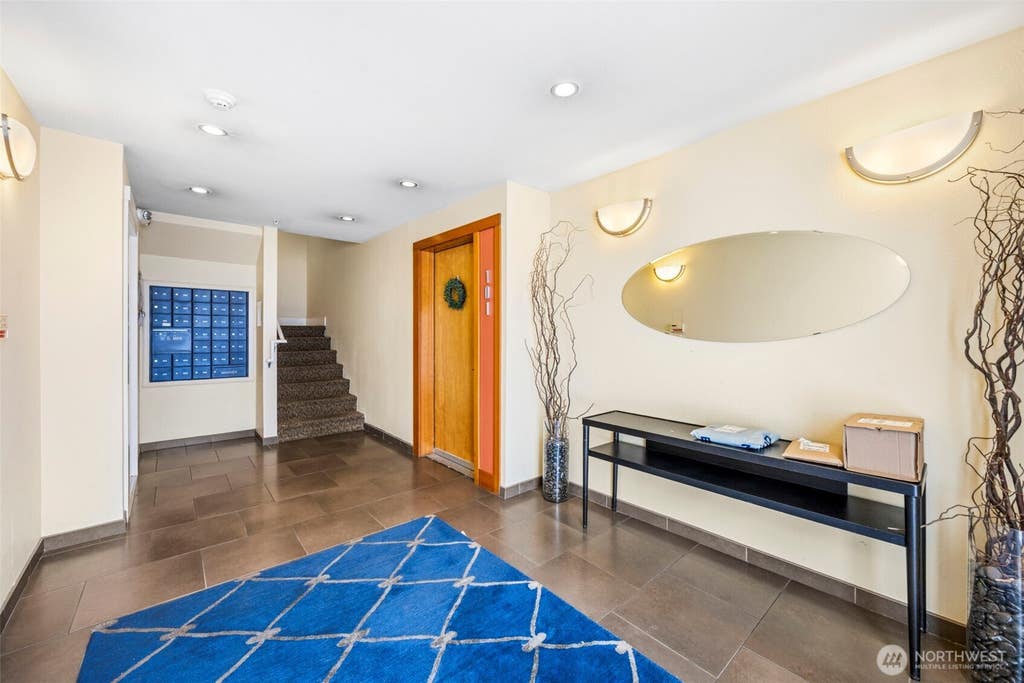 Photo of 626 4th Avenue W #504, Seattle, WA 98119 (MLS # 2573348)