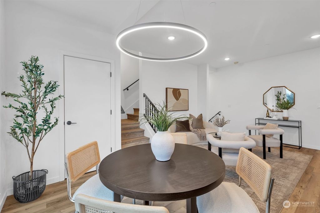 listing image 9365139488992487511