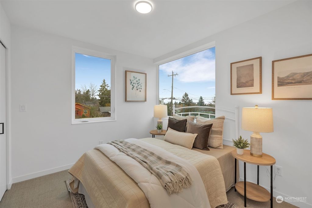 listing image 9365429039583543695