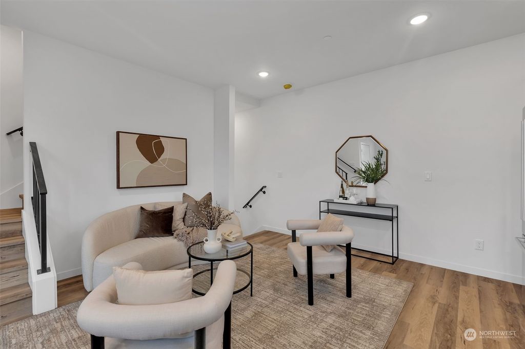 listing image 9364153021689976090