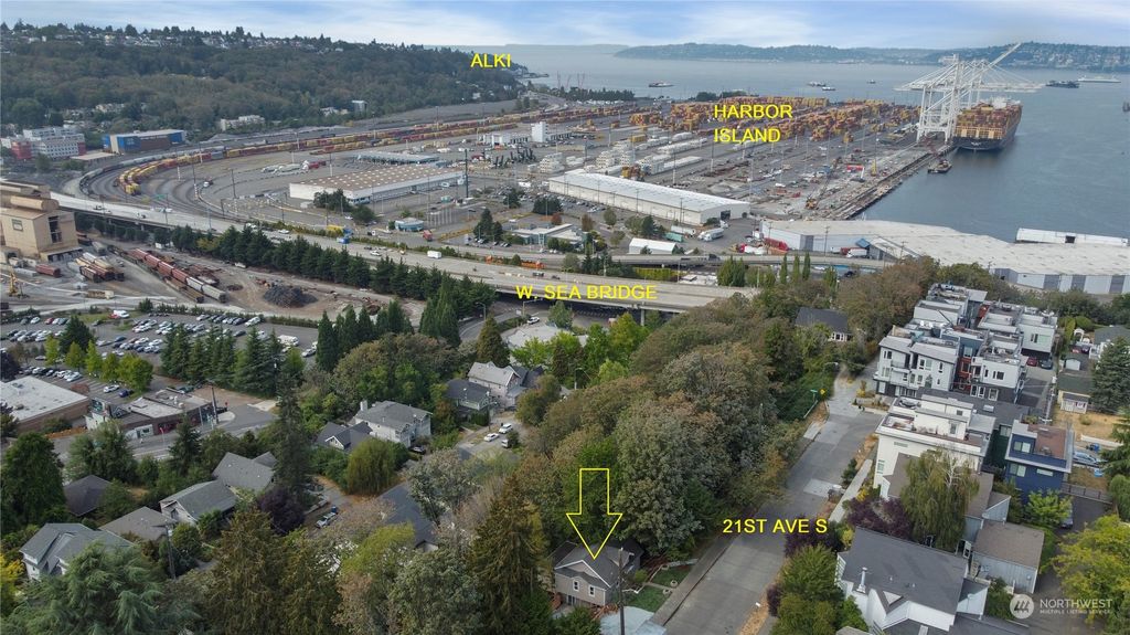 Photo of 3819 21st Avenue SW, Seattle, WA 98106 (MLS # 1997042)
