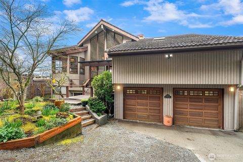 Photo of 10885 Point Vashon Drive SW, Vashon, WA 98070 (MLS # 2493296)