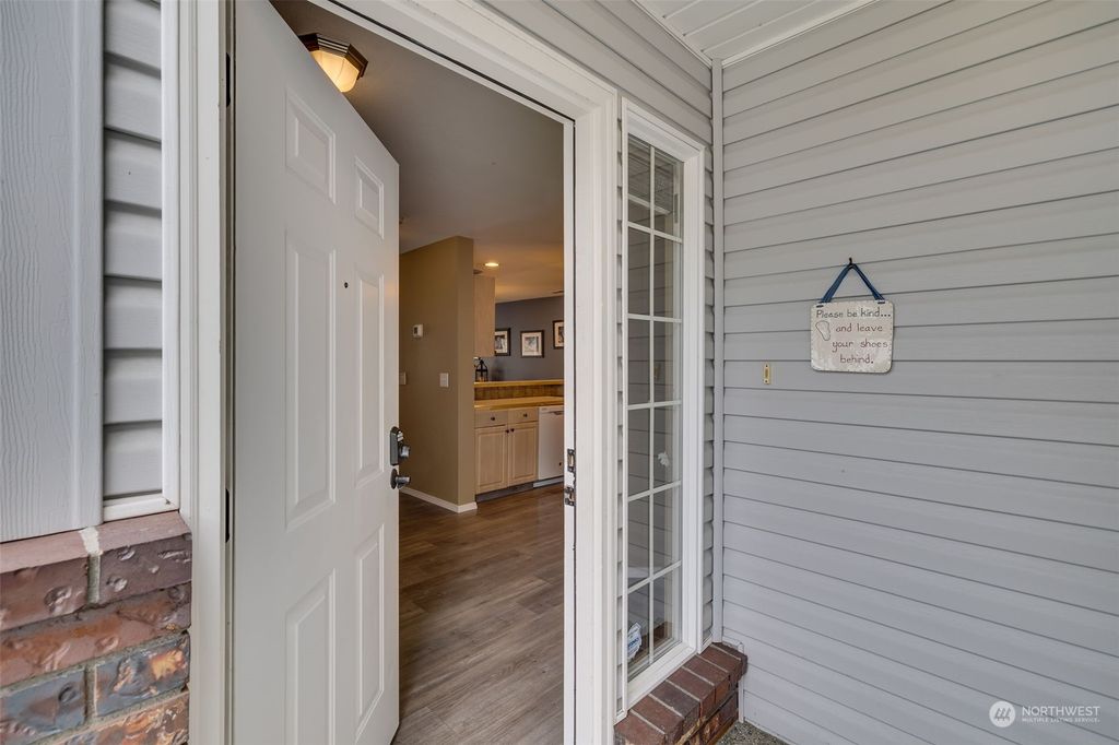 Photo of 13703 56th Avenue SE, Everett, WA 98208 (MLS # 2217976)