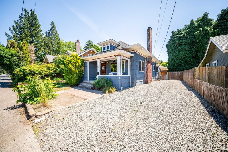 709 W Fourth Plain Boulevard