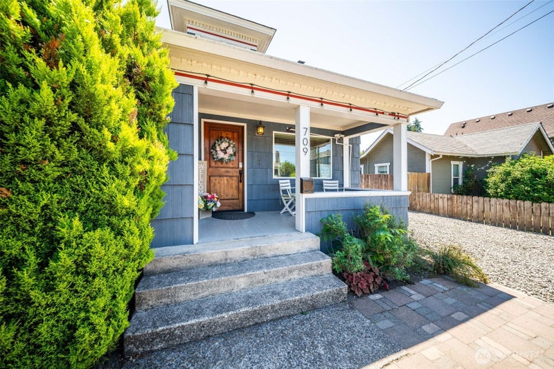709 W Fourth Plain Boulevard