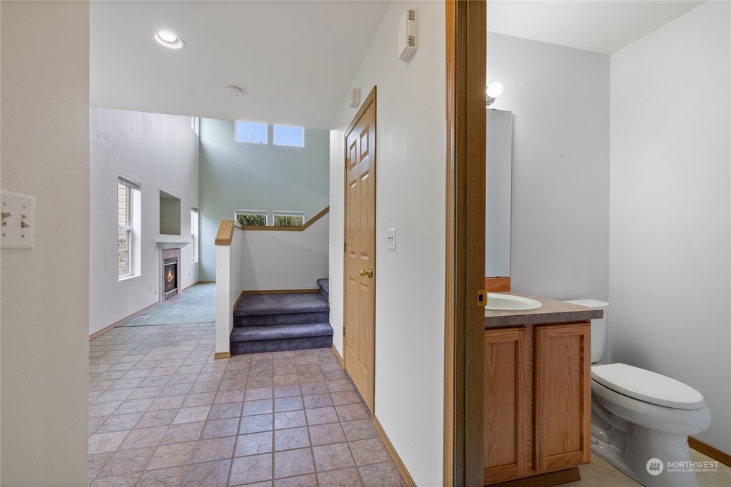 listing image 9365517831360095200