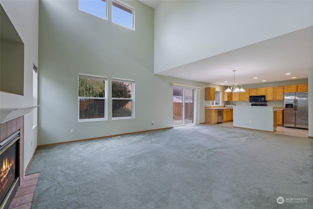 listing image 9366454027432256082
