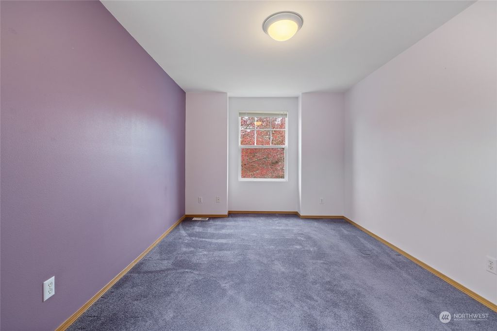 listing image 9364787204196963970