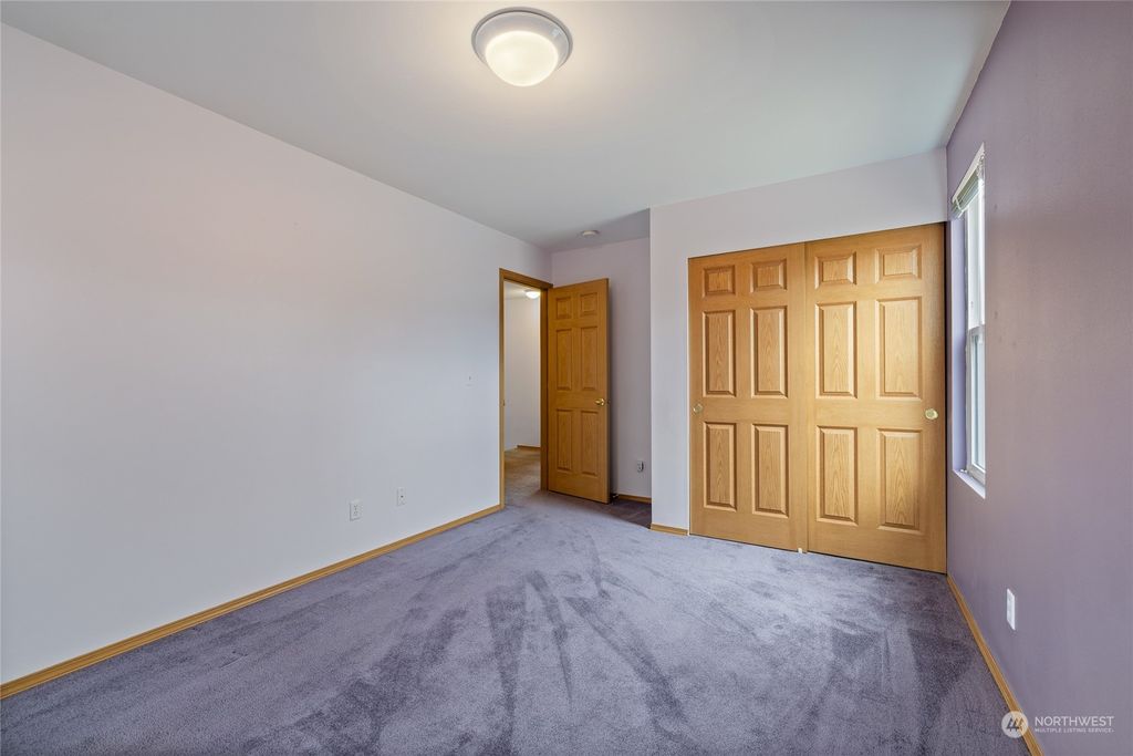 listing image 9364219466872636041