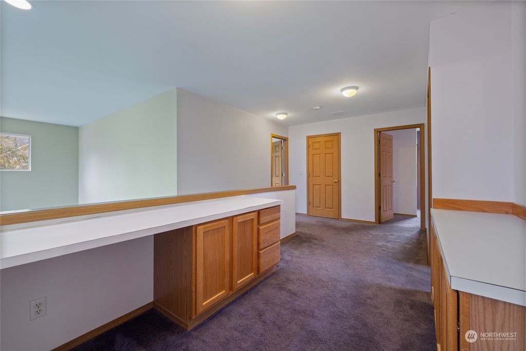 listing image 9361899201625959717
