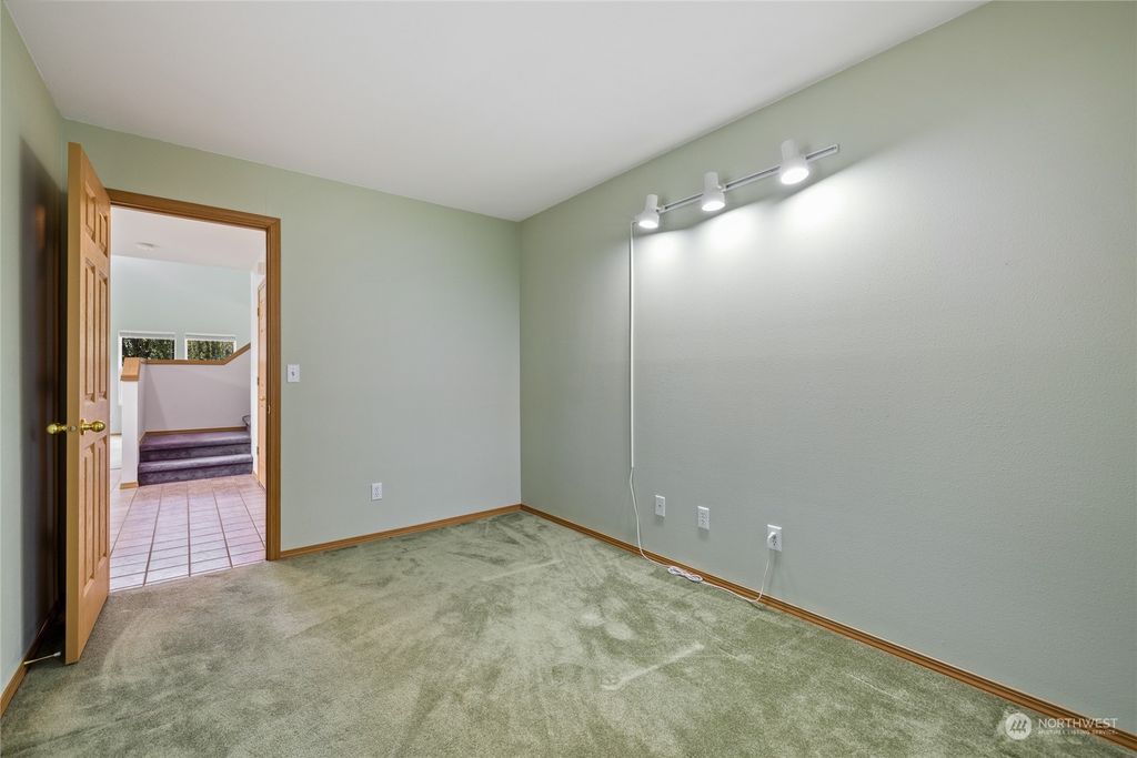 listing image 9365613548269771726