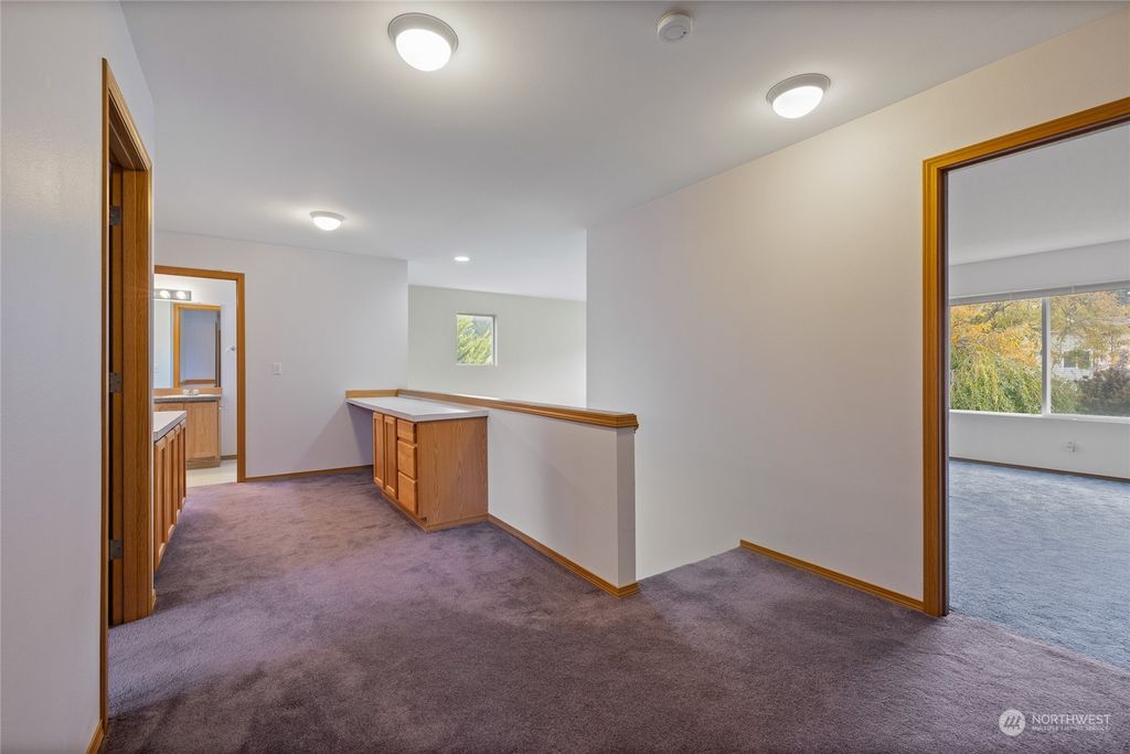 listing image 9366021646589078220