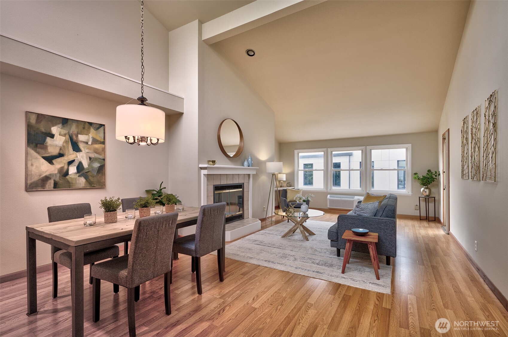 909 N 35TH Street 402