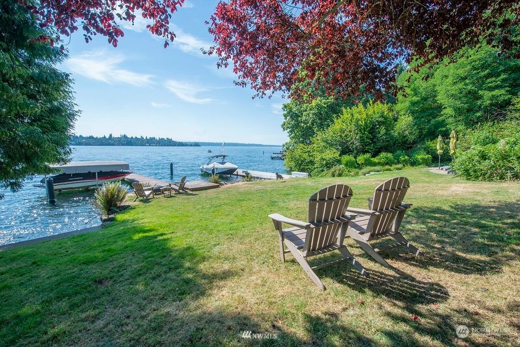 Photo of 2245 Killarney Way, Bellevue, WA 98004 (MLS # 2006795)