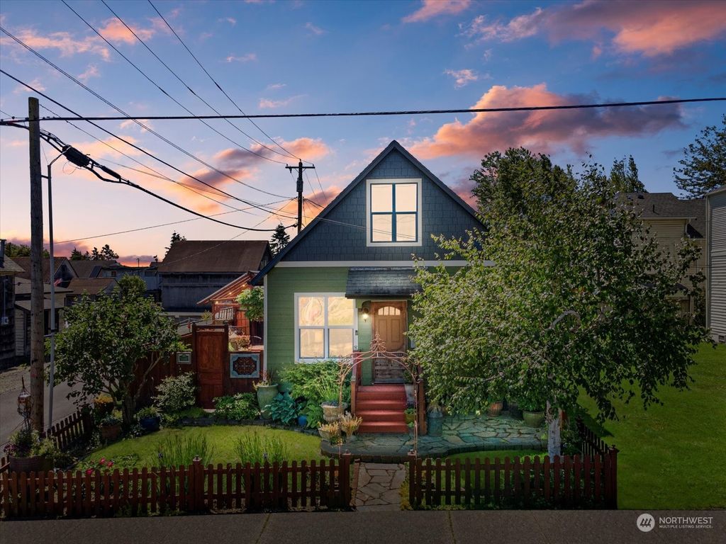 Photo of 3012 23rd Street, Everett, WA 98201 (MLS # 2254564)