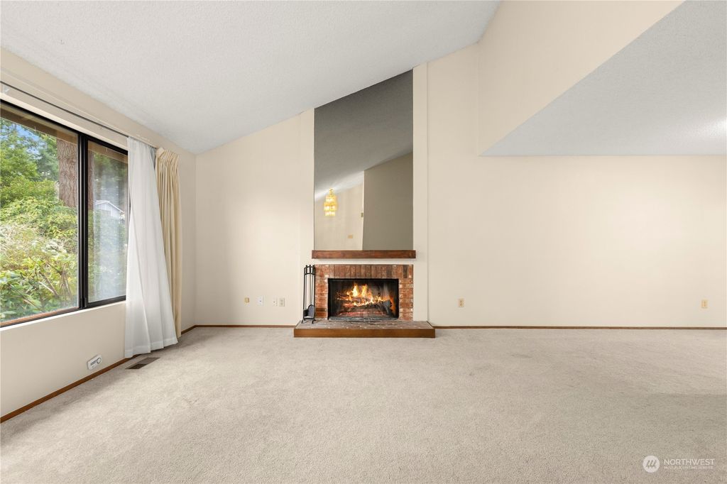 Photo of 31302 36th Avenue SW, Federal Way, WA 98023 (MLS # 2331052)