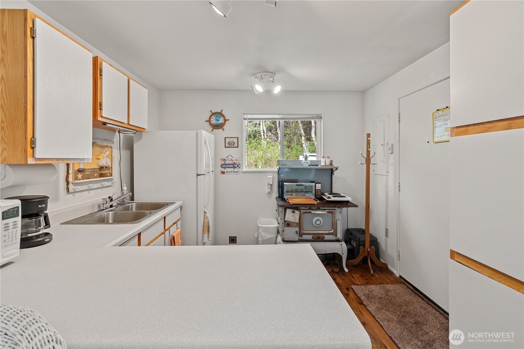 14 Chabot Road