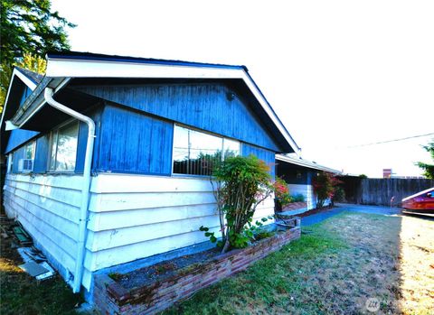 Photo of 14654 3rd Avenue SW, Burien, WA 98166 (MLS # 2442591)