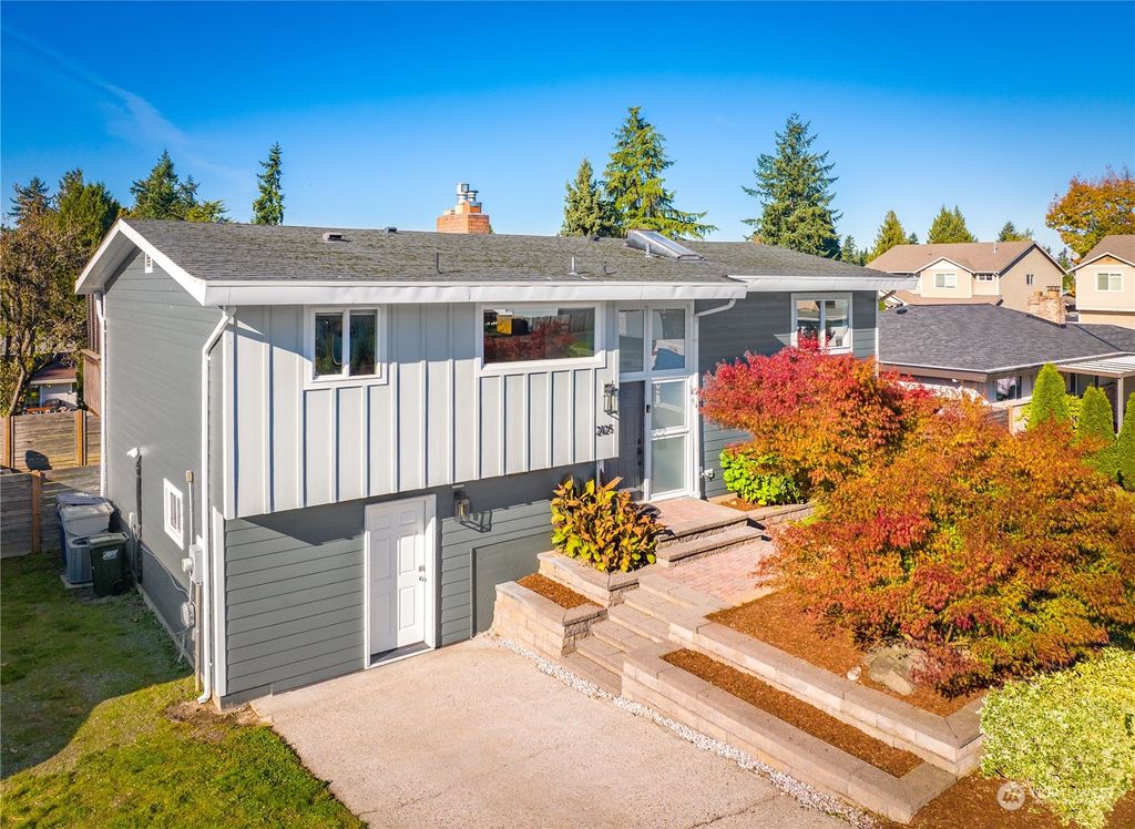 Photo of 2125 Edmonds Avenue NE, Renton, WA 98056 (MLS # 2175130)