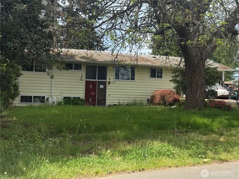 Photo of 26629 134th Avenue SE, Kent, WA 98042 (MLS # 2524148)