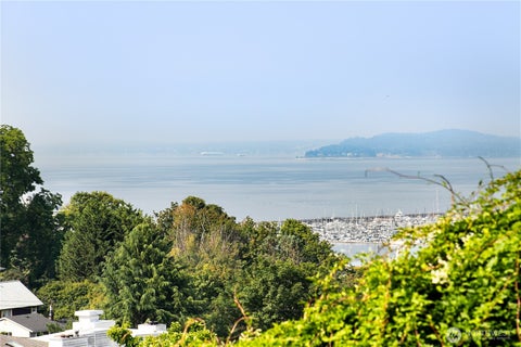 Photo of 1939 10th Avenue W #B, Seattle, WA 98119 (MLS # 2570834)