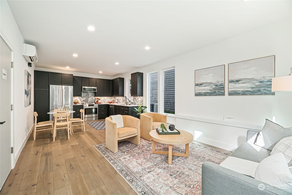 Photo of 4767 35th Avenue NE, Seattle, WA 98105 (MLS # 2179227)