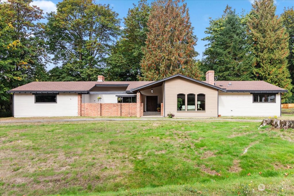 Photo of 18913 El Bello Paseo, Monroe, WA 98272 (MLS # 2169005)