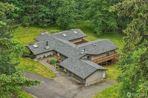 Photo of 16808 240th Avenue SE, Maple Valley, WA 98038 (MLS # 2556601)