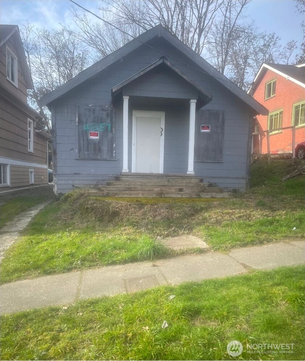 Photo of 4557 33rd Avenue S, Seattle, WA 98118 (MLS # 2477682)