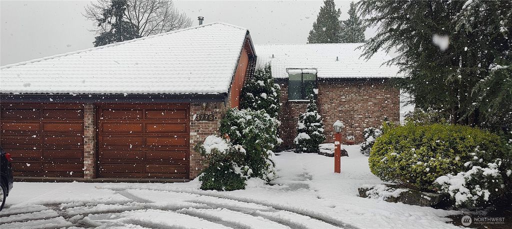 Photo of 3775 S 194th Street, SeaTac, WA 98188 (MLS # 2496978)