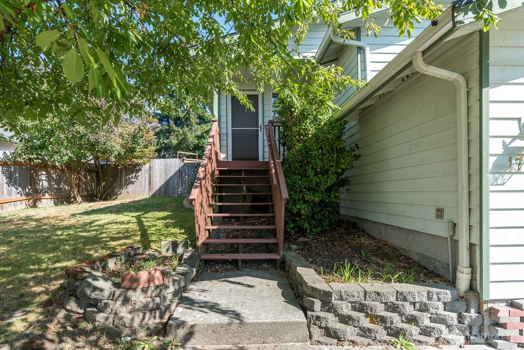 Photo of 17701 Hillside Court, Arlington, WA 98223 (MLS # 2586111)