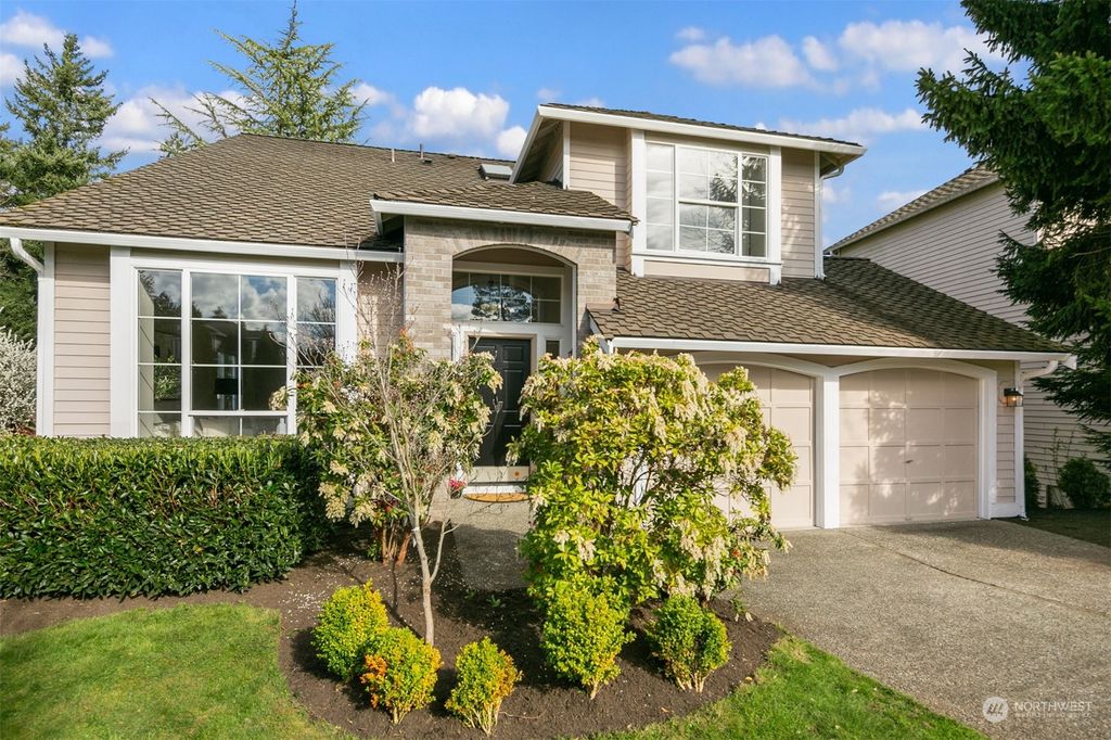 Photo of 1806 Ilwaco Avenue NE, Renton, WA 98059 (MLS # 2214708)