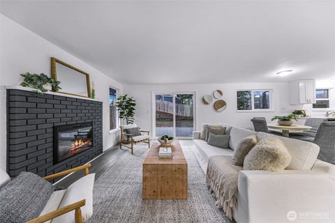 Photo of 1464 Greenville Drive, Bellingham, WA 98226 (MLS # 2461021)