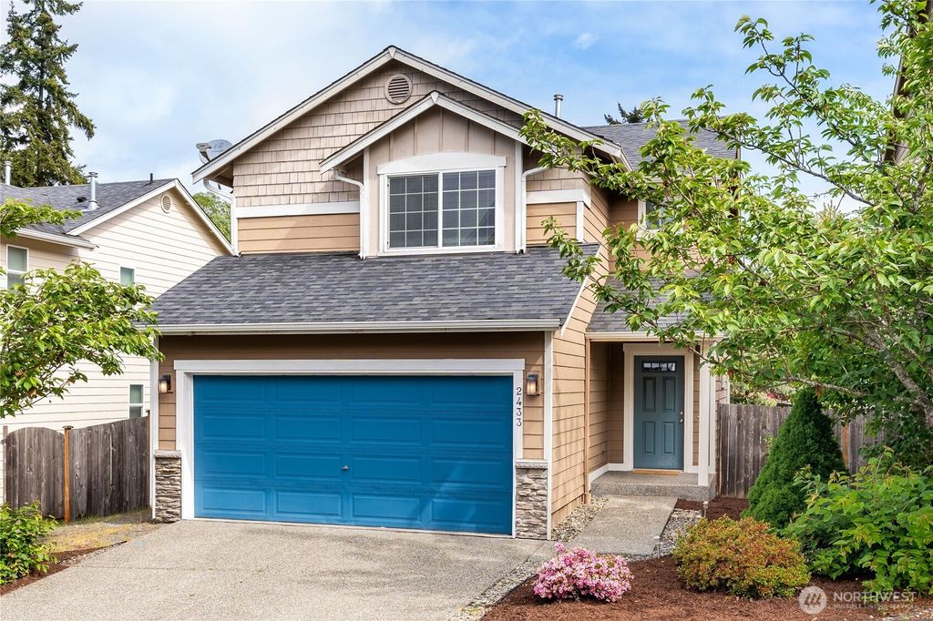 Photo of 2433 192nd Pl SW Pl, Lynnwood, WA 98036 (MLS # 2384512)