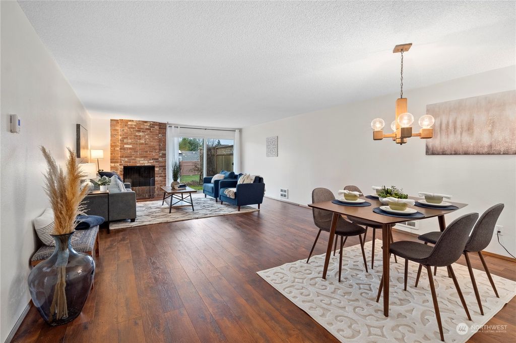 Photo of 2525 175th Avenue NE, Redmond, WA 98052 (MLS # 2026810)