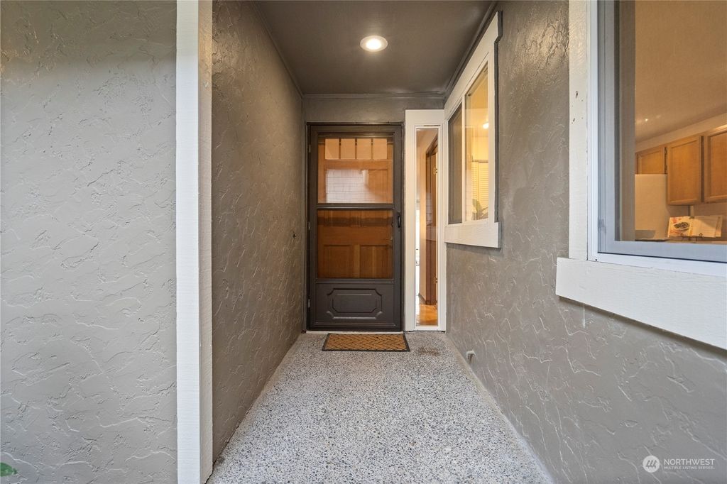 Photo of 2525 175th Avenue NE, Redmond, WA 98052 (MLS # 2026810)
