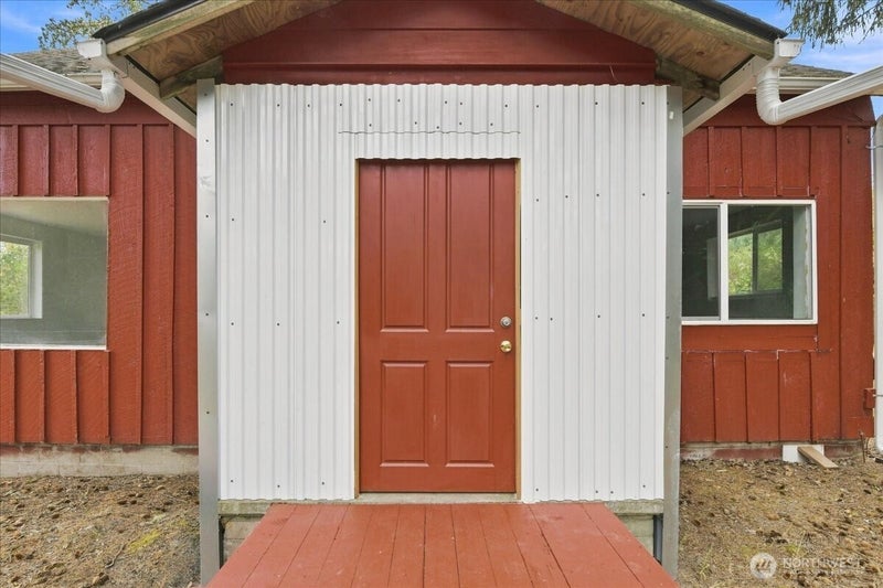 696 Toledo Salmon Creek Road