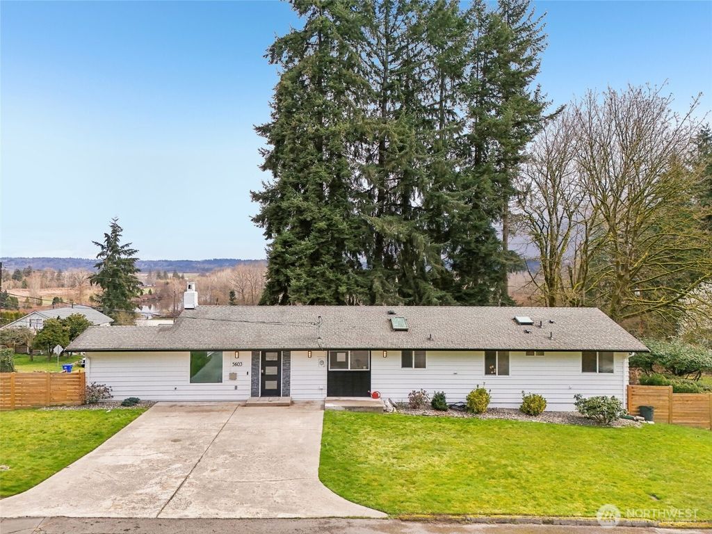 Photo of 5603 S 3rd Avenue, Everett, WA 98203 (MLS # 2347151)