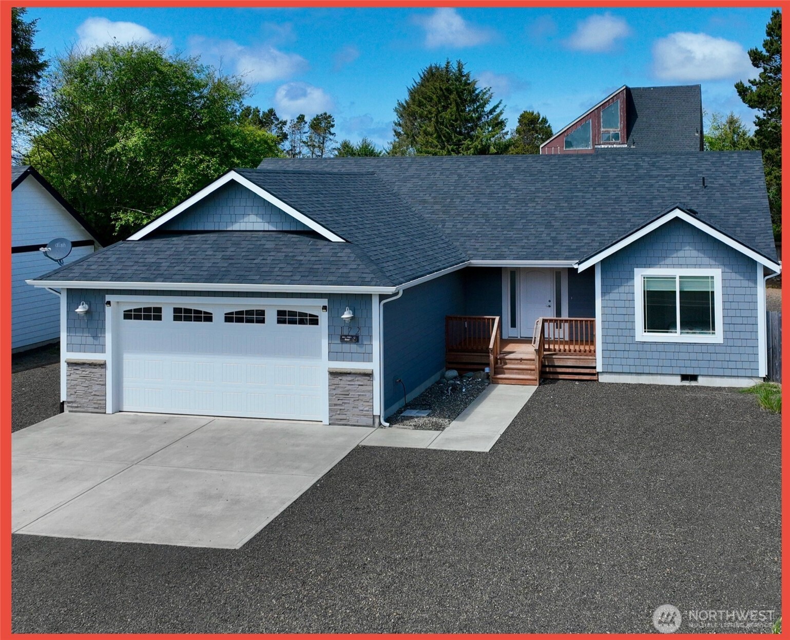 172 Pacific Boulevard NW