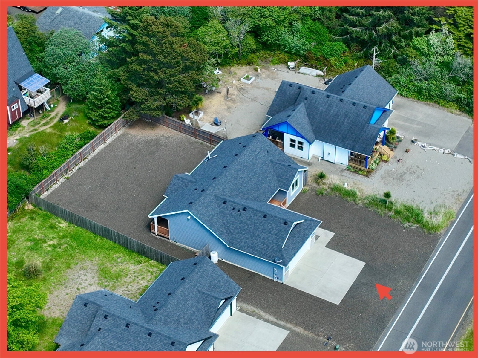 172 Pacific Boulevard NW