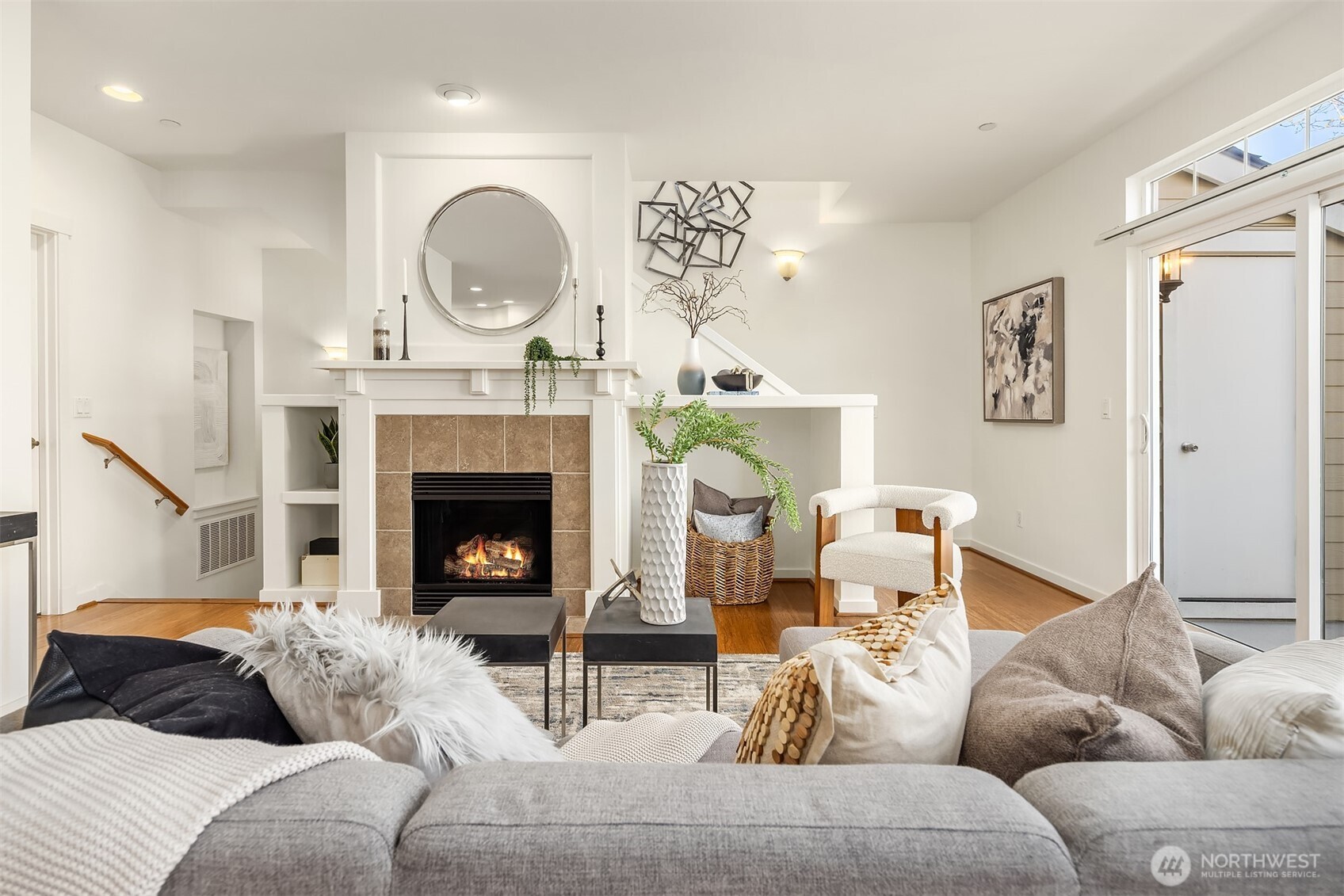 1909 16th Lane NE 1909