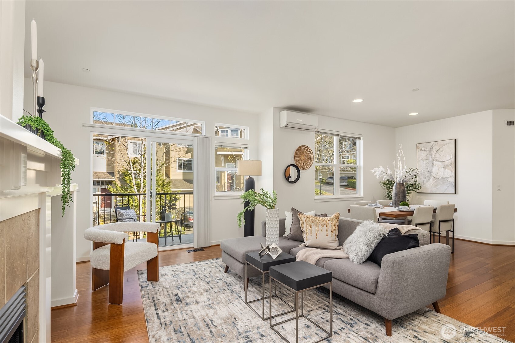 1909 16th Lane NE 1909