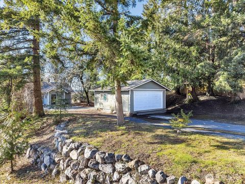 Photo of 1819 Sunnyside Boulevard, Lake Stevens, WA 98258 (MLS # 2493295)