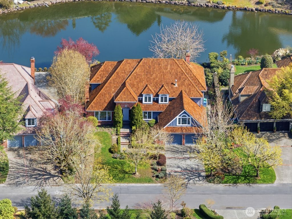 Photo of 7830 80th Place SE, Mercer Island, WA 98040 (MLS # 2503067)