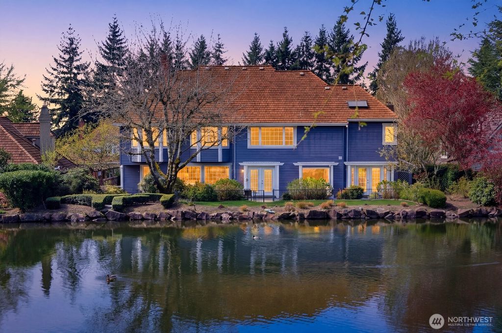 Photo of 7830 80th Place SE, Mercer Island, WA 98040 (MLS # 2503067)