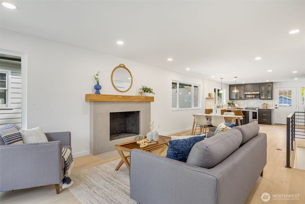 Photo of 3011 E Cherry Street, Seattle, WA 98122 (MLS # 2379655)